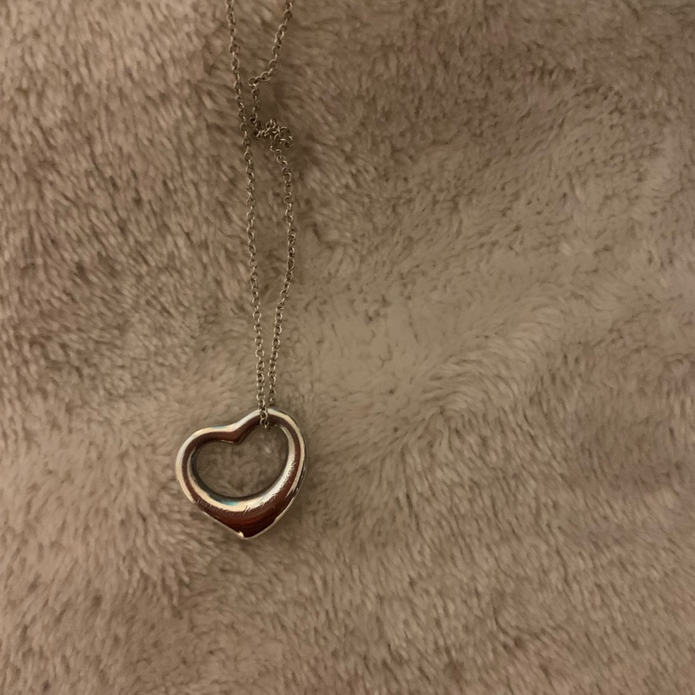 Tiffany & Co Elsa Peretti open heart necklace